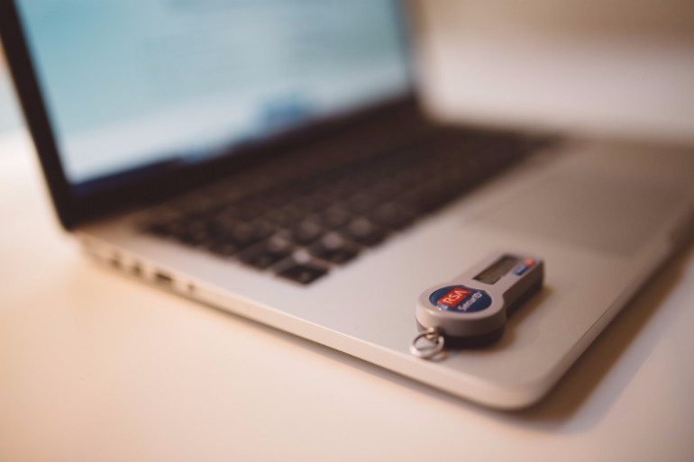Online shopping and data